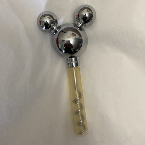 Pre-owned Disneyland Paris Mickey Mouse Corkscrew 3D shape Wine Bottle Opener - Picture 7 of 8